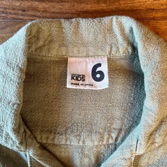 Cotton On Kids Sage Green Button Front Camp Shirt Size 6 - Picture 2 of 7
